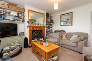 Sitting Room- click for photo gallery